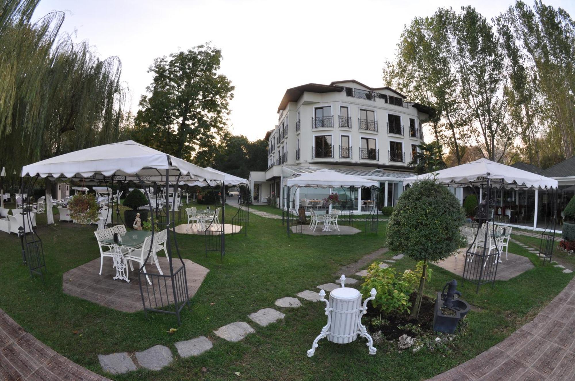 Lale Hotel Сапанча Экстерьер фото