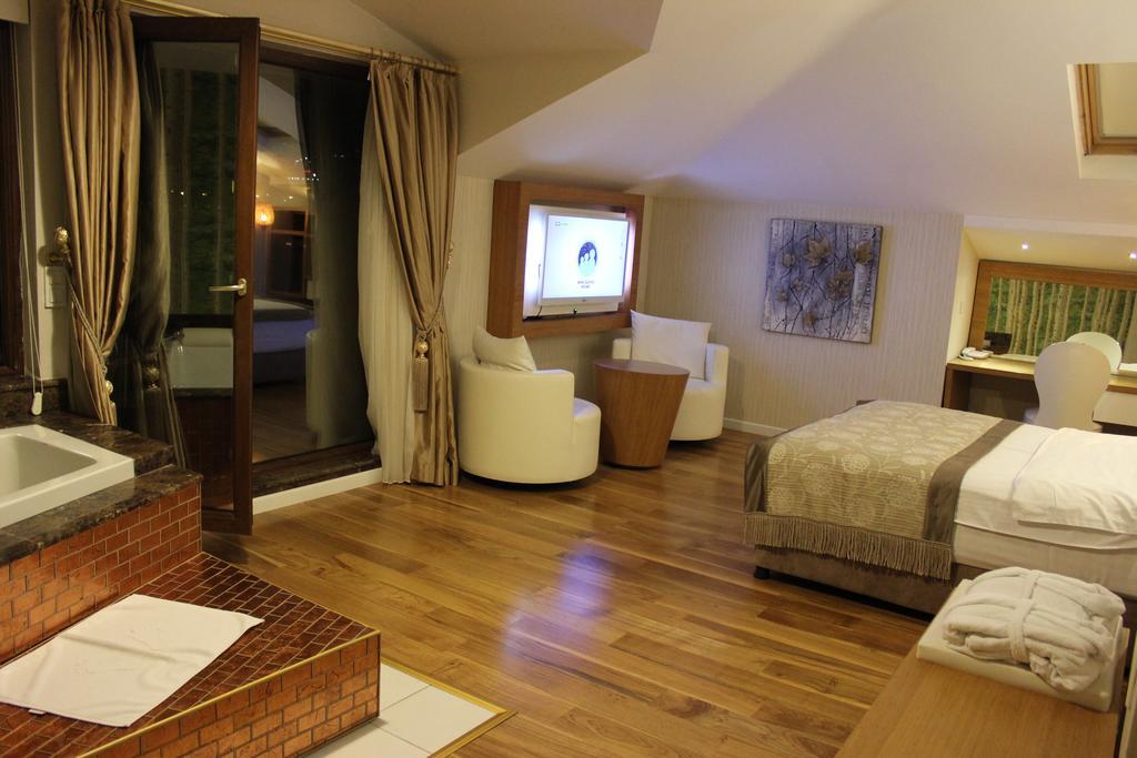 Lale Hotel Сапанча Экстерьер фото