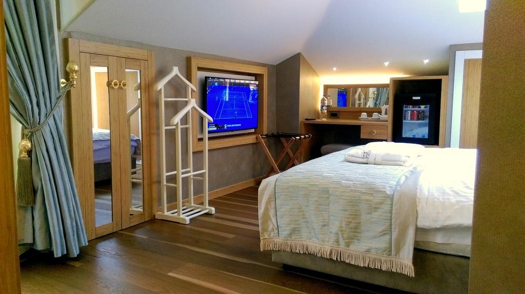 Lale Hotel Сапанча Экстерьер фото