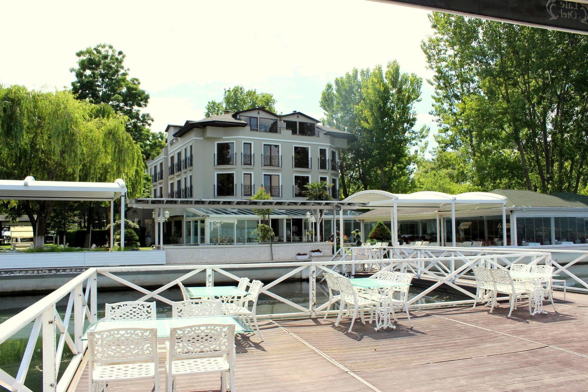 Lale Hotel Сапанча Экстерьер фото